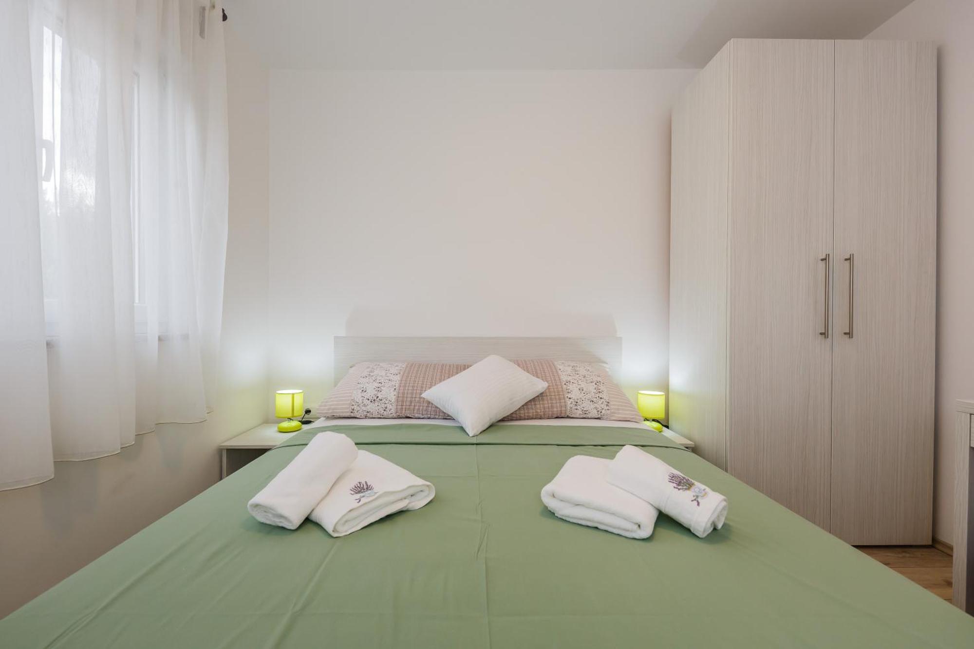 Apartments Mare Trogir Room photo